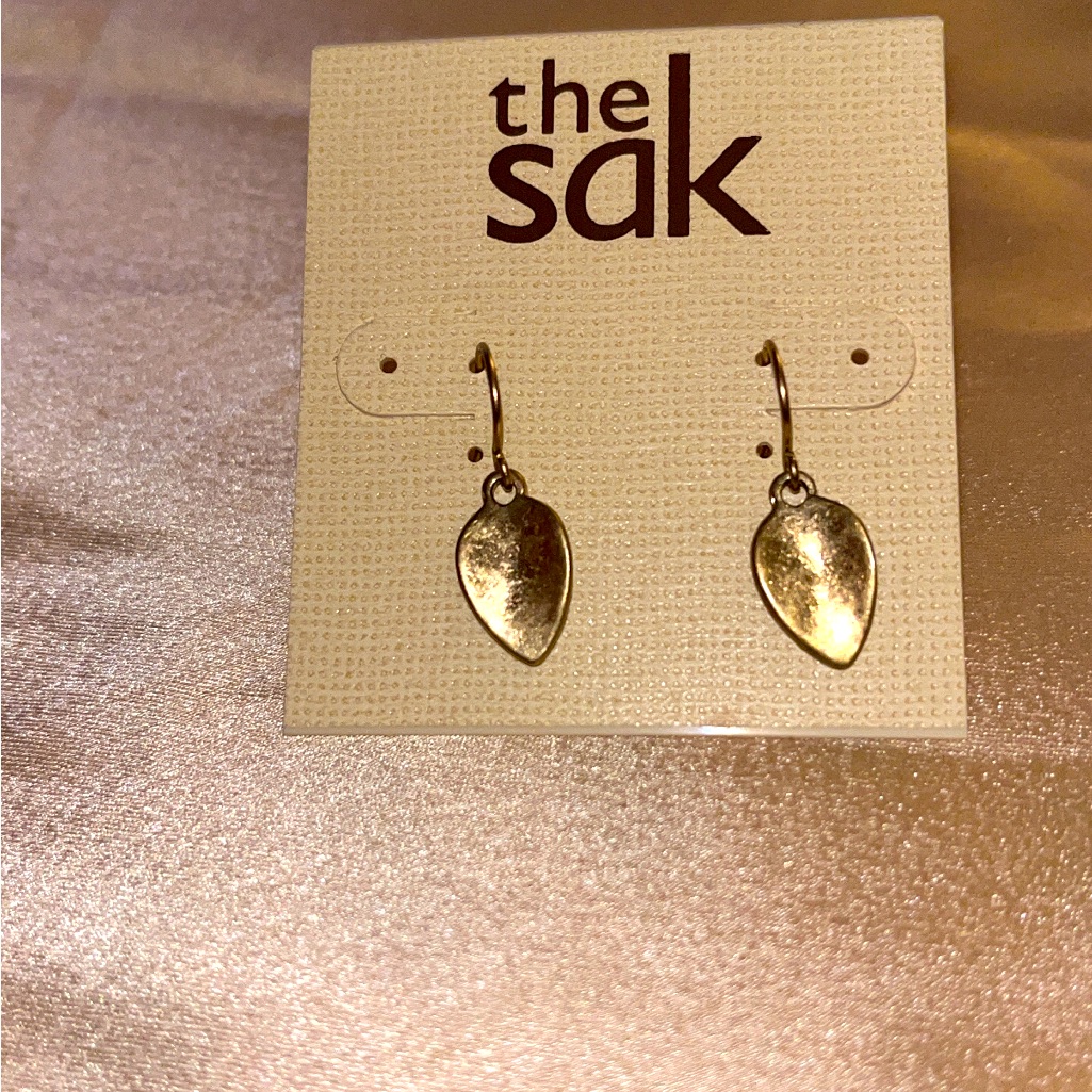 Gold Metal Leave Earrings